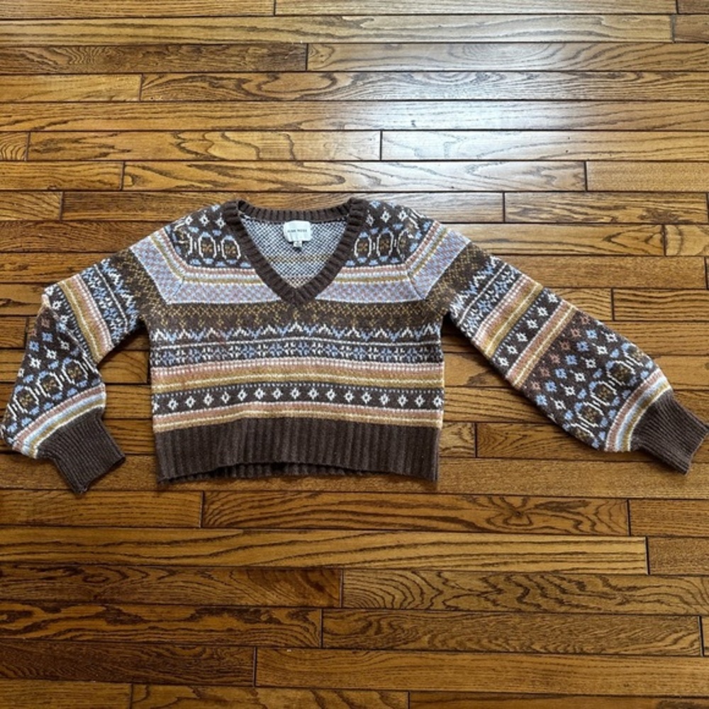 Patterned V-Neck Sweater